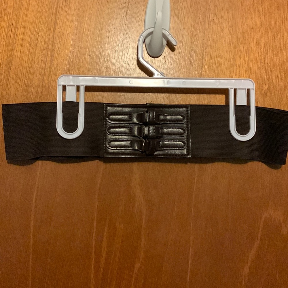 Brown snap belt